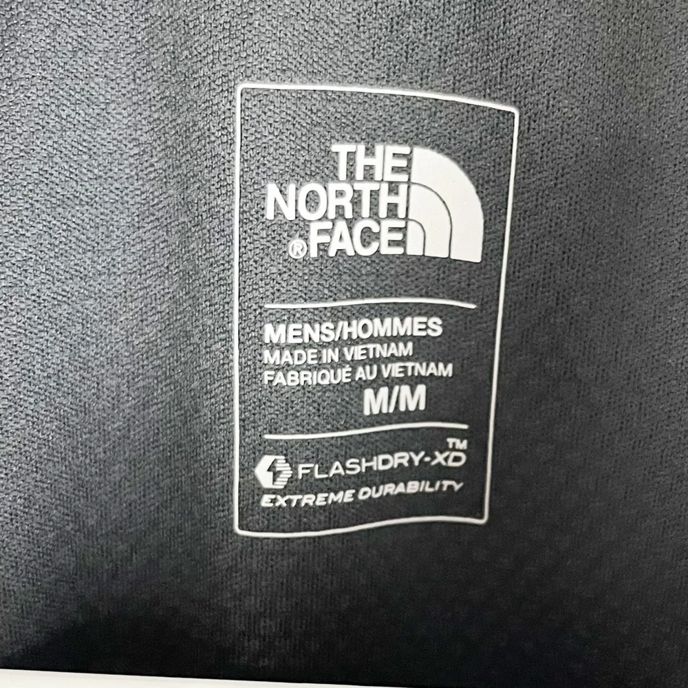The North Face Quarter Zip Flash Dry-XD Pullover Shirt Size Medium
